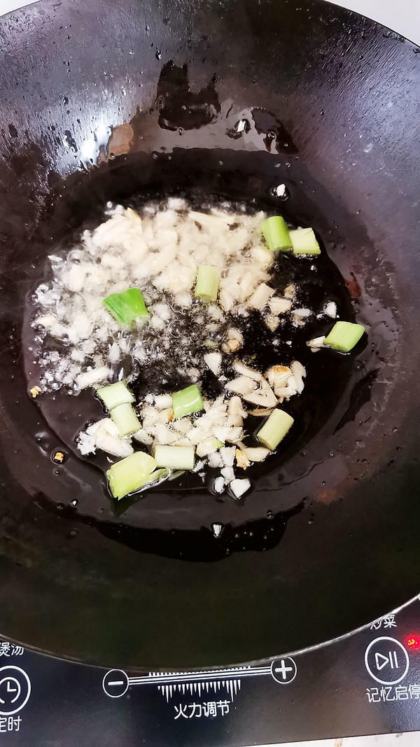 白玉菇燜豆腐的做法-咸鮮味燜菜譜