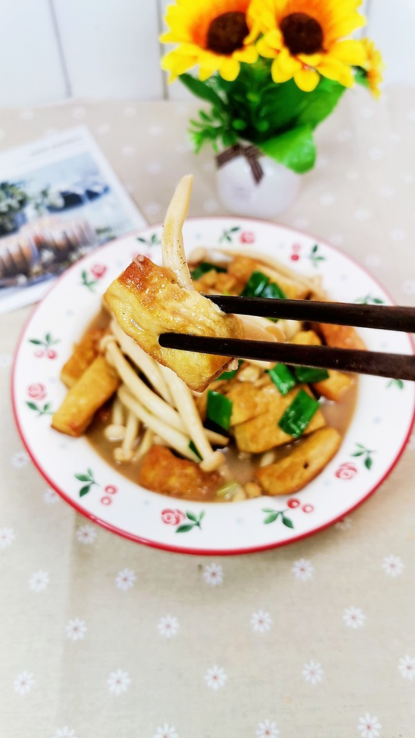 白玉菇燜豆腐的做法-咸鮮味燜菜譜