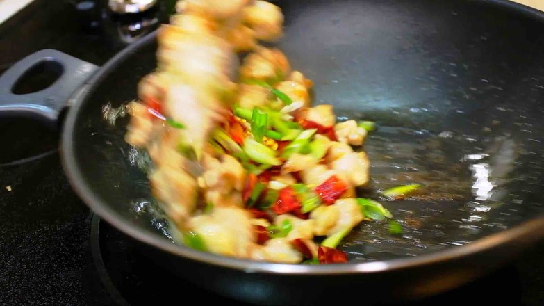 麻辣雞脆骨的做法-麻辣味炒菜譜-易網健康養生網 麻辣雞脆骨的做法-麻辣味炒菜譜