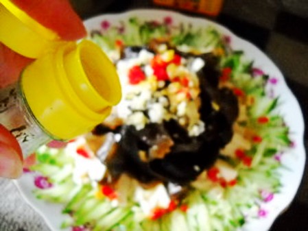 黃瓜木耳拌豆花的做法-酸辣味拌菜譜-易網健康養生網 黃瓜木耳拌豆花的做法-酸辣味拌菜譜