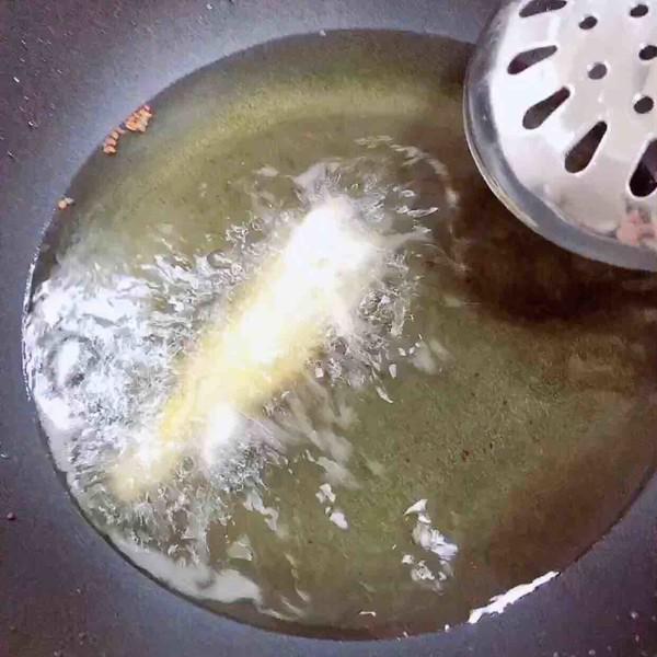 天婦羅小黃魚的做法-咸鮮味炸菜譜-易網(wǎng)健康養(yǎng)生網(wǎng) 天婦羅小黃魚的做法-咸鮮味炸菜譜