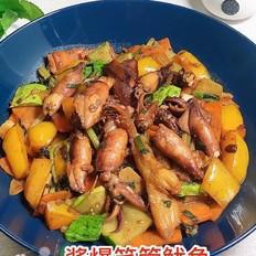 醬爆筆管魷魚(10分鐘快手菜)的做法-醬香味炒菜譜