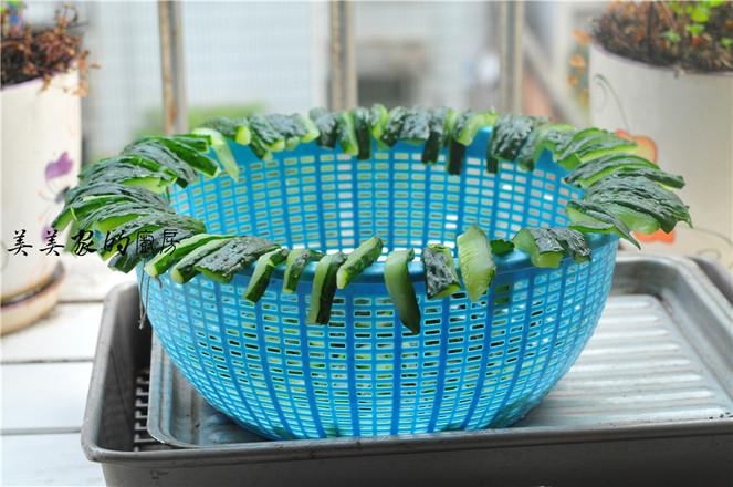 拌黃瓜的做法-家常味拌菜譜-易網健康養生網 拌黃瓜的做法-家常味拌菜譜