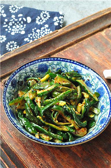 拌黃瓜的做法-家常味拌菜譜-易網健康養生網 拌黃瓜的做法-家常味拌菜譜