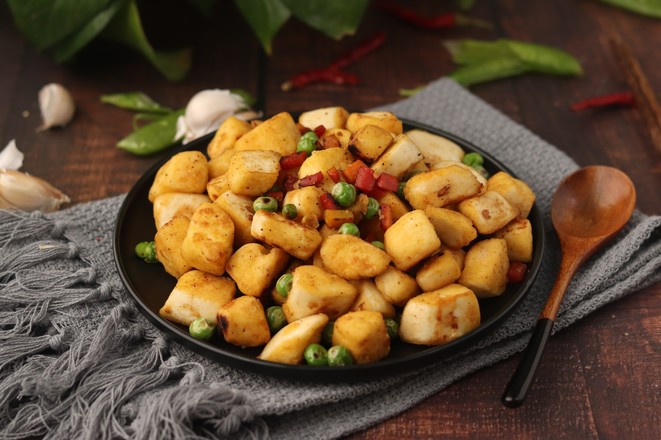 素炒饅頭丁的做法-家常味炒菜譜