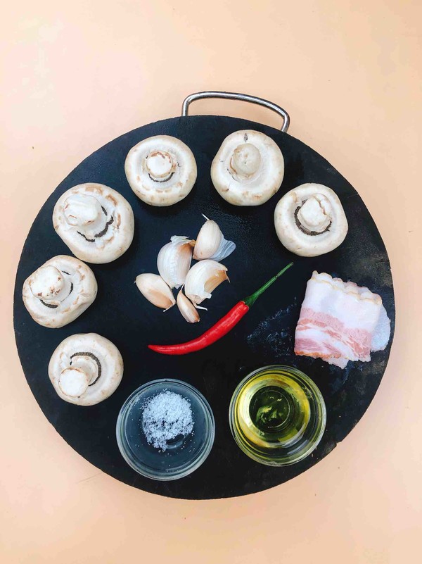 蒜蓉烤白菇的做法-香辣味烤菜譜-易網<a href=http://www.xllyou.com/ target=_blank class=infotextkey>健康養生</a>網 蒜蓉烤白菇的做法-香辣味烤菜譜