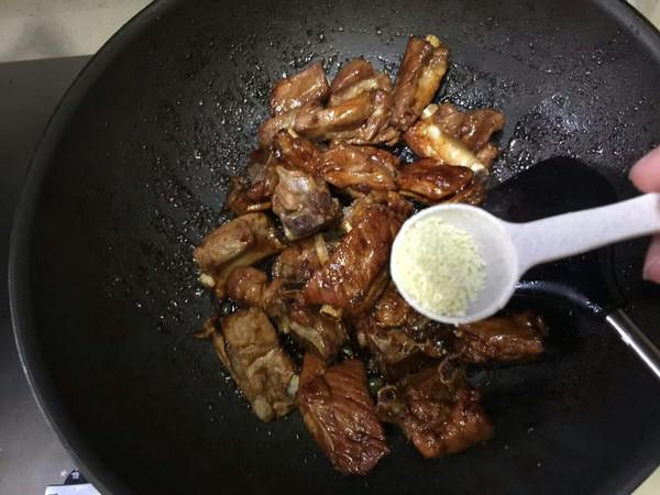 糖醋排骨的做法-酸甜味炒菜譜-易網健康養生網 糖醋排骨的做法-酸甜味炒菜譜