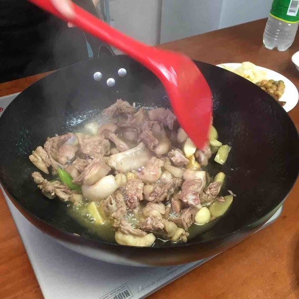 地道酸辣檸檬鴨的做法-酸辣味炒菜譜-易網健康養生網 地道酸辣檸檬鴨的做法-酸辣味炒菜譜