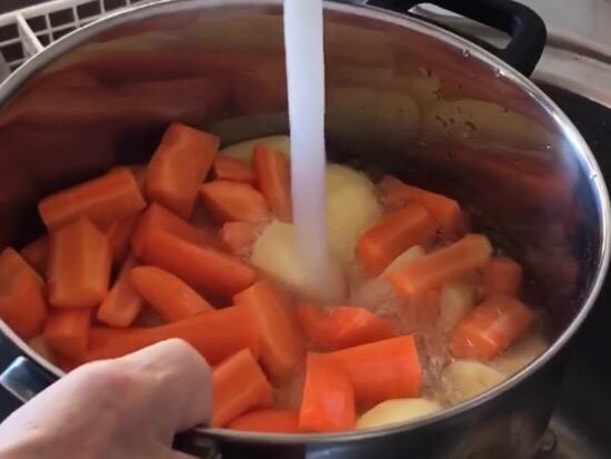 教你做西餐盤里的配菜的做法-家常味煮菜譜-易網健康養生網 教你做西餐盤里的配菜的做法-家常味煮菜譜