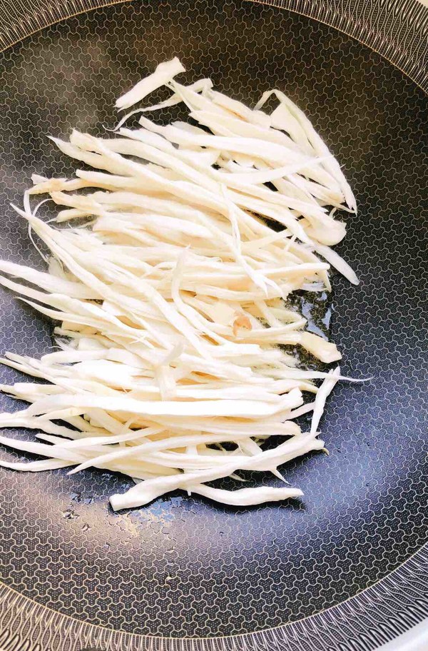 青椒炒杏鮑菇的做法-咸鮮味炒菜譜-易網健康養生網 青椒炒杏鮑菇的做法-咸鮮味炒菜譜