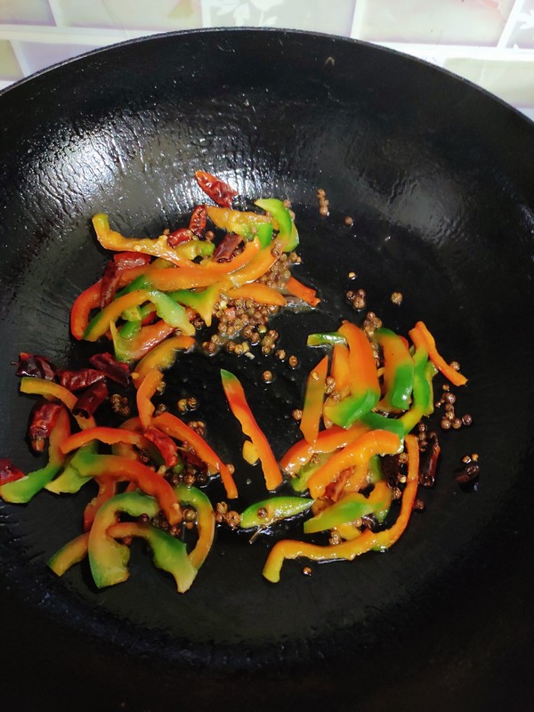 麻辣杏鮑菇的做法-麻辣味炸菜譜