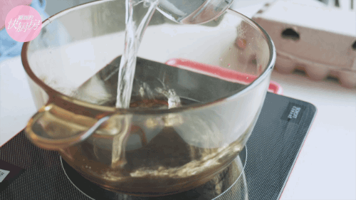 溫泉蛋牛肉飯的做法-家常味炒菜譜-易網健康養生網 溫泉蛋牛肉飯的做法-家常味炒菜譜