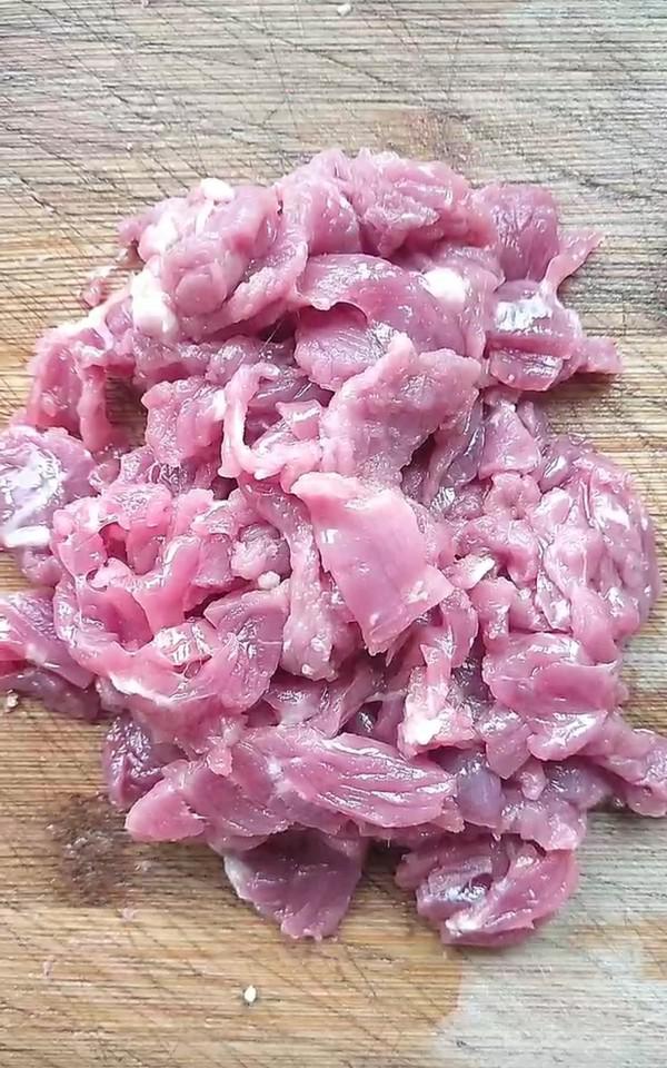 《白玉菇蒸牛肉》的做法-家常味蒸菜譜-易網<a href=http://www.xllyou.com/ target=_blank class=infotextkey>健康養生</a>網 《白玉菇蒸牛肉》的做法-家常味蒸菜譜