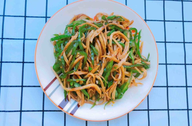 青椒炒杏鮑菇的做法-咸鮮味炒菜譜-易網健康養生網 青椒炒杏鮑菇的做法-咸鮮味炒菜譜