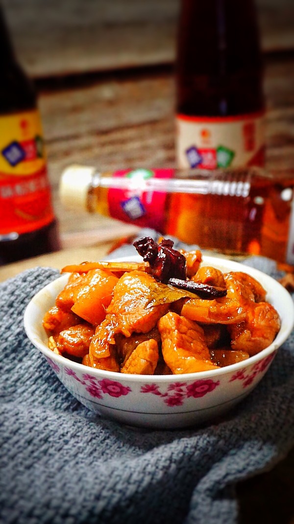 肥而不膩的無油紅燒肉的做法-家常味燉菜譜-易網健康養生網 肥而不膩的無油紅燒肉的做法-家常味燉菜譜