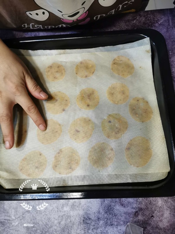 黑胡椒薯片的做法-黑椒味烘焙菜譜-易網健康養生網 黑胡椒薯片的做法-黑椒味烘焙菜譜