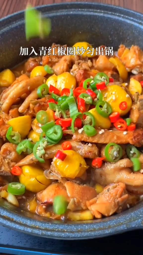 板栗燒雞的做法-咸鮮味燉菜譜-易網(wǎng)健康養(yǎng)生網(wǎng) 板栗燒雞的做法-咸鮮味燉菜譜