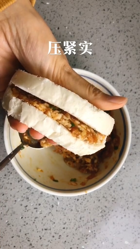 黃金饅頭片的做法-咸鮮味煎菜譜-易網健康養生網 黃金饅頭片的做法-咸鮮味煎菜譜