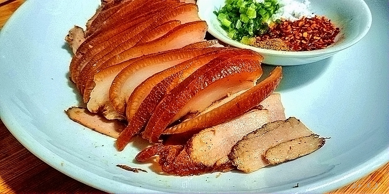 鹵香蹄膀的做法-醬香味鹵菜譜-易網健康養生網 鹵香蹄膀的做法-醬香味鹵菜譜