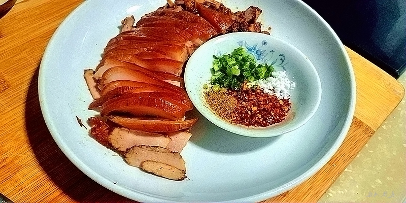 鹵香蹄膀的做法-醬香味鹵菜譜-易網健康養生網 鹵香蹄膀的做法-醬香味鹵菜譜