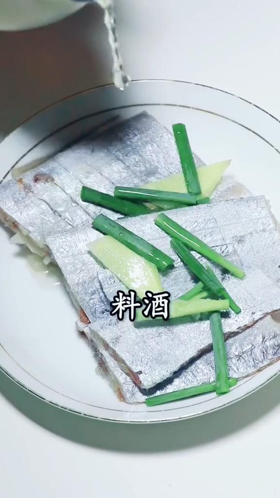 糖醋帶魚的做法-酸甜味炒菜譜-易網健康養生網 糖醋帶魚的做法-酸甜味炒菜譜