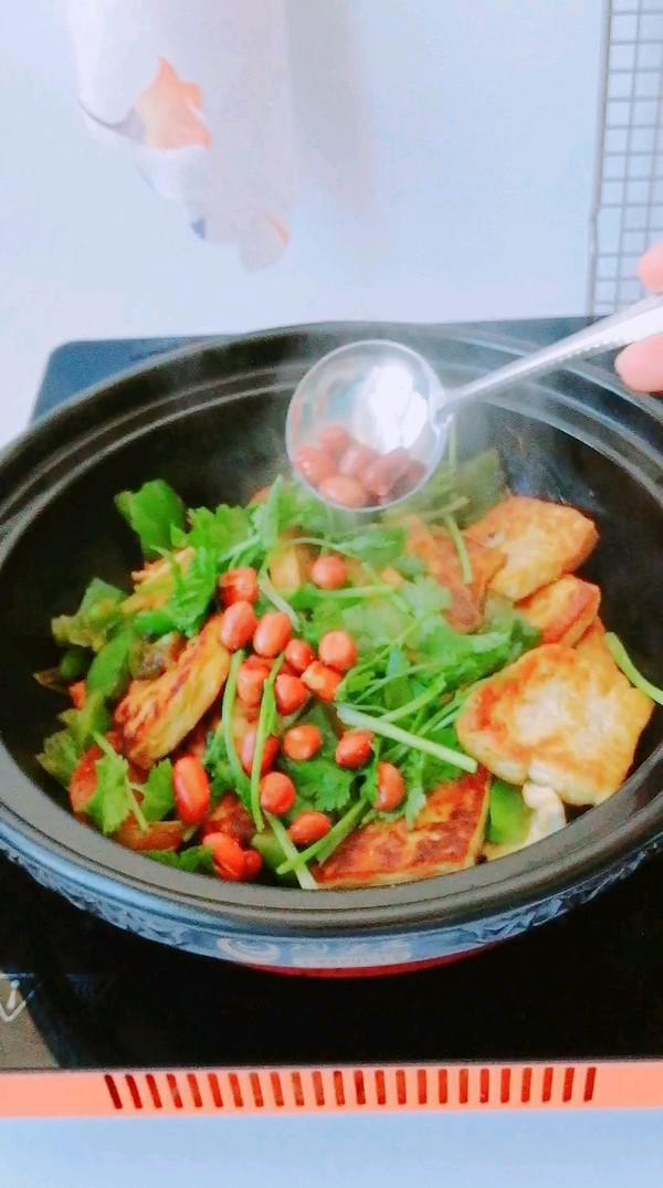 干鍋豆腐的做法-咸鮮味燜菜譜-易網健康養生網 干鍋豆腐的做法-咸鮮味燜菜譜