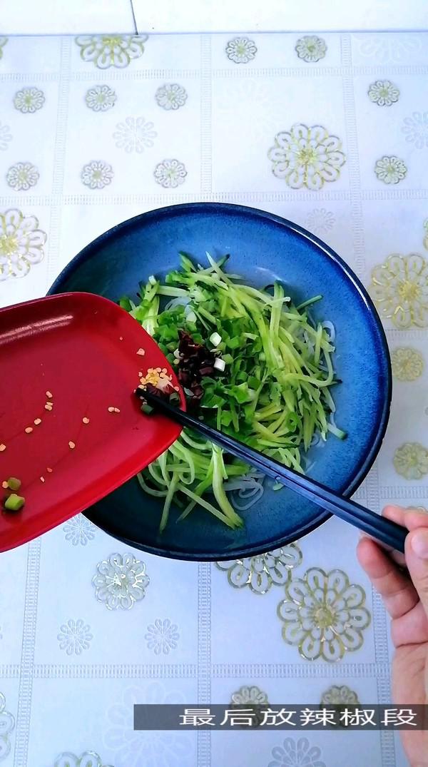 魔芋絲拌黃瓜的做法-香辣味拌菜譜