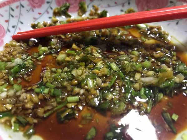 廣東家常白切雞的做法-家常味凍菜譜-易網健康養生網 廣東家常白切雞的做法-家常味凍菜譜