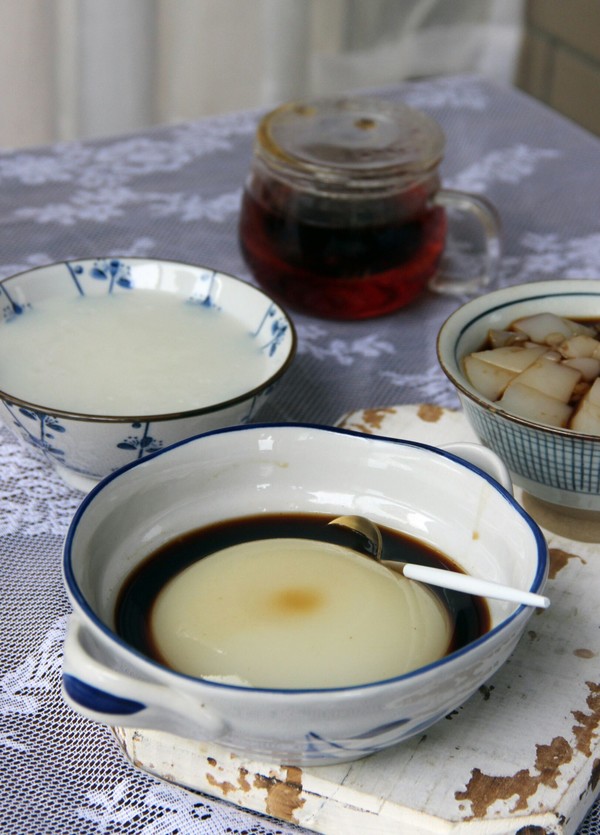 紅糖涼糕的做法-甜味煮菜譜-易網健康養生網 紅糖涼糕的做法-甜味煮菜譜