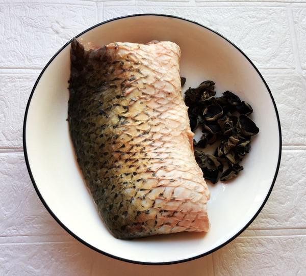 黑木耳蒸魚片的做法-家常味蒸菜譜