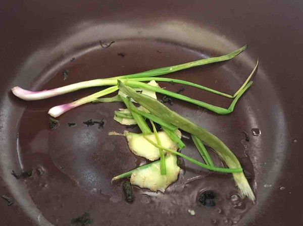 廣東家常白切雞的做法-家常味凍菜譜-易網健康養生網 廣東家常白切雞的做法-家常味凍菜譜