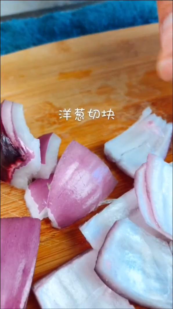 回鍋肉的做法-咸鮮味炒菜譜-易網<a href=http://www.xllyou.com/ target=_blank class=infotextkey>健康養生</a>網 回鍋肉的做法-咸鮮味炒菜譜