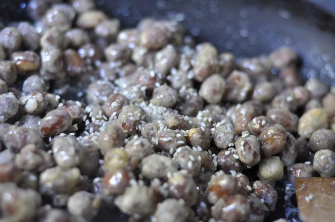 香酥花生米的做法-咸鮮味炸菜譜-易網(wǎng)健康養(yǎng)生網(wǎng) 香酥花生米的做法-咸鮮味炸菜譜