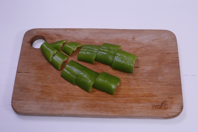 家常炒土豆片的做法-香辣味炒菜譜-易網健康養生網 家常炒土豆片的做法-香辣味炒菜譜