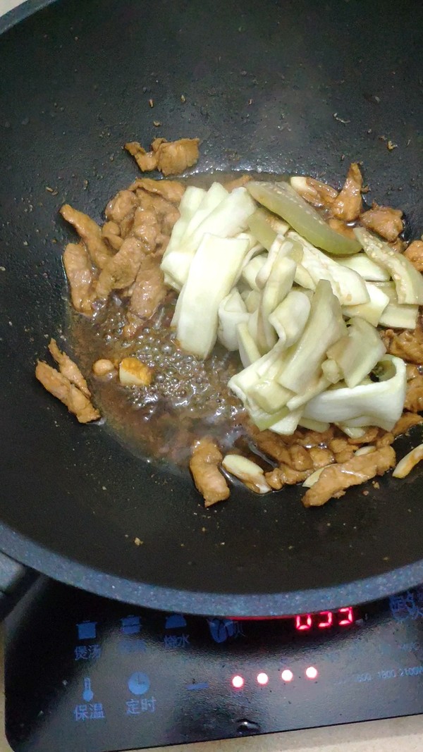 肉絲茄子的做法-家常味炒菜譜-易網健康養生網 肉絲茄子的做法-家常味炒菜譜