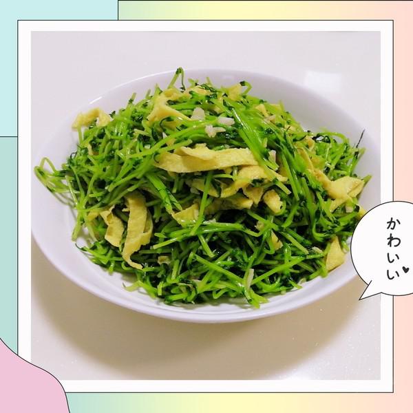 翡翠豆苗炒雞蛋的做法-家常味炒菜譜-易網(wǎng)健康養(yǎng)生網(wǎng) 翡翠豆苗炒雞蛋的做法-家常味炒菜譜