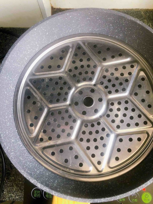 豉油蒸鱸魚的做法-醬香味蒸菜譜-易網(wǎng)健康養(yǎng)生網(wǎng) 豉油蒸鱸魚的做法-醬香味蒸菜譜