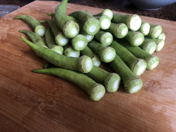 白灼秋葵的做法-其它口味煮菜譜-易網健康養生網 白灼秋葵的做法-其它口味煮菜譜