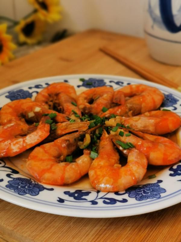 紅燒大蝦的做法-咸鮮味燒菜譜-易網(wǎng)健康養(yǎng)生網(wǎng) 紅燒大蝦的做法-咸鮮味燒菜譜