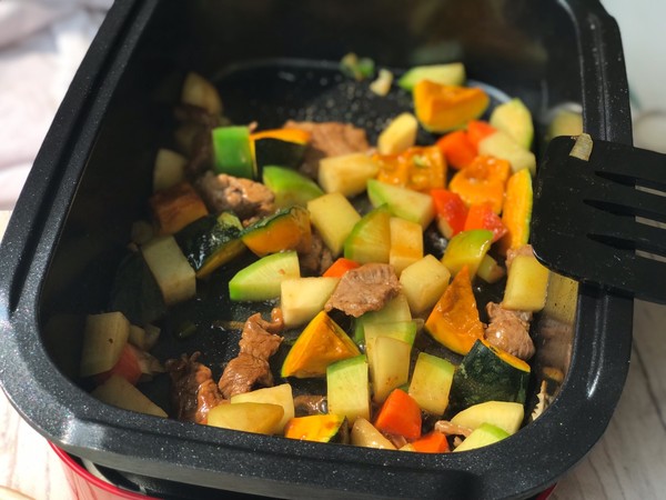 什錦牛肉鍋的做法-家常味煮菜譜-易網健康養生網 什錦牛肉鍋的做法-家常味煮菜譜