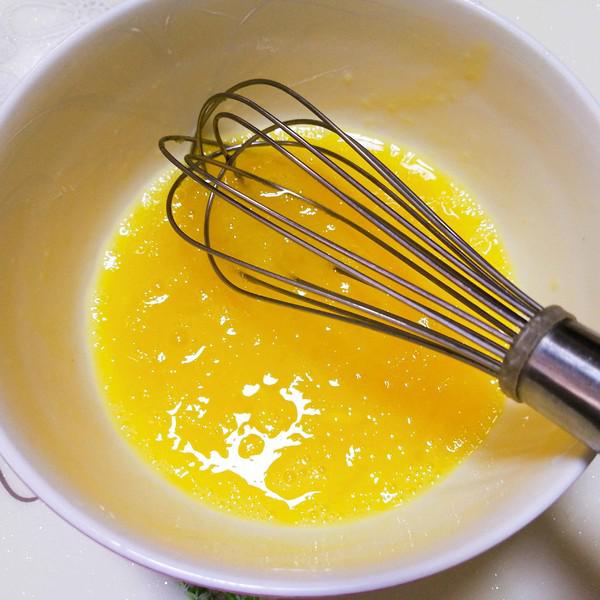 翡翠豆苗炒雞蛋的做法-家常味炒菜譜-易網(wǎng)<a href=http://www.xllyou.com/ target=_blank class=infotextkey>健康養(yǎng)生</a>網(wǎng) 翡翠豆苗炒雞蛋的做法-家常味炒菜譜