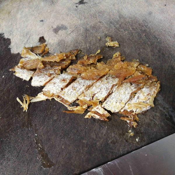 豆豉鯪魚炒麥菜的做法-家常味炒菜譜-易網健康養生網 豆豉鯪魚炒麥菜的做法-家常味炒菜譜