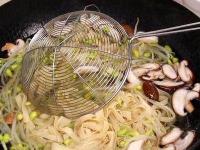 毛血旺的做法-家常味煮菜譜-易網健康養生網 毛血旺的做法-家常味煮菜譜