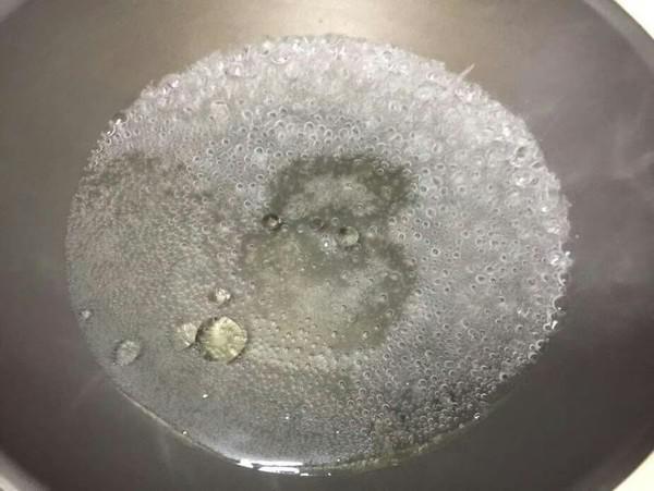 酸湯肥牛的做法-酸辣味煮菜譜-易網<a href=http://www.xllyou.com/ target=_blank class=infotextkey>健康養生</a>網 酸湯肥牛的做法-酸辣味煮菜譜