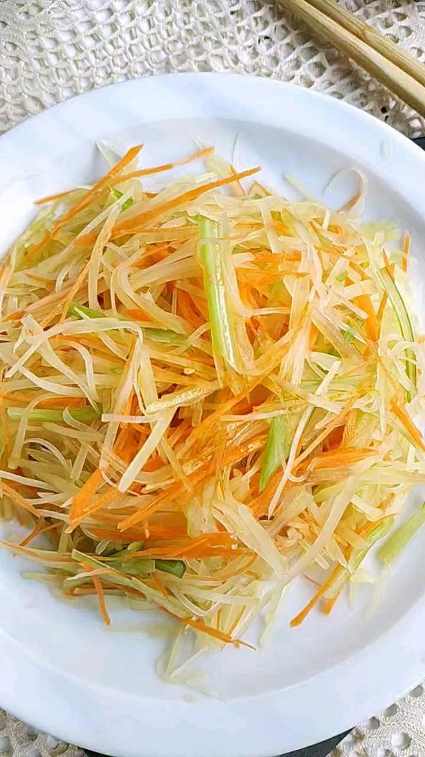 酸辣爽口土豆絲的做法-酸辣味拌菜譜-易網健康養生網 酸辣爽口土豆絲的做法-酸辣味拌菜譜