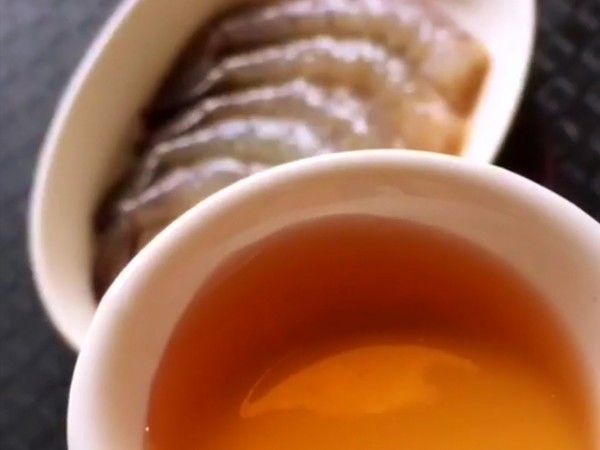 番茄蝦仁的做法-家常味煮菜譜-易網(wǎng)<a href=http://www.xllyou.com/ target=_blank class=infotextkey>健康養(yǎng)生</a>網(wǎng) 番茄蝦仁的做法-家常味煮菜譜