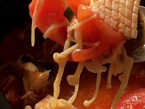 番茄金針菇豆腐的做法-咸鮮味煮菜譜-易網健康養生網 番茄金針菇豆腐的做法-咸鮮味煮菜譜