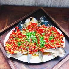 拿的出手的宴客菜,剁椒魚頭,超下飯零失敗的做法-咸鮮味蒸菜譜