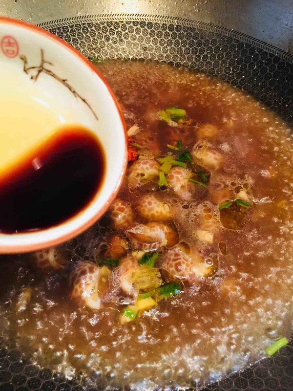 醉酒煮花螺的做法-香辣味煮菜譜-易網(wǎng)健康養(yǎng)生網(wǎng) 醉酒煮花螺的做法-香辣味煮菜譜