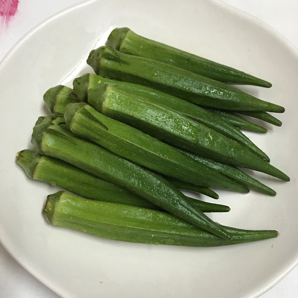 白灼秋葵的做法-家常味拌菜譜-易網<a href=http://www.xllyou.com/ target=_blank class=infotextkey>健康養生</a>網 白灼秋葵的做法-家常味拌菜譜